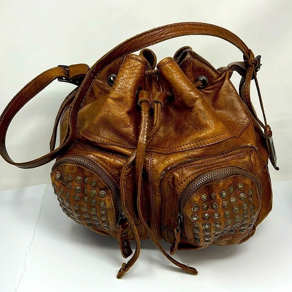 Frye Brooke Studded Drawstring Bucket Bag Purse Brown Leather Shoulder Bag - Picture 1 of 12